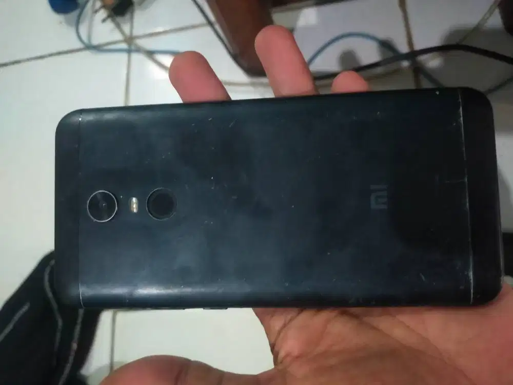 Redmi 5+ Ram 4/64 Gb