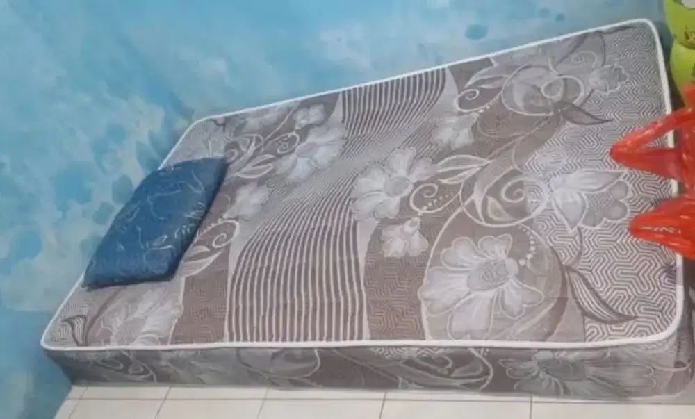 Dijual Kasur Uk 120 × 200.