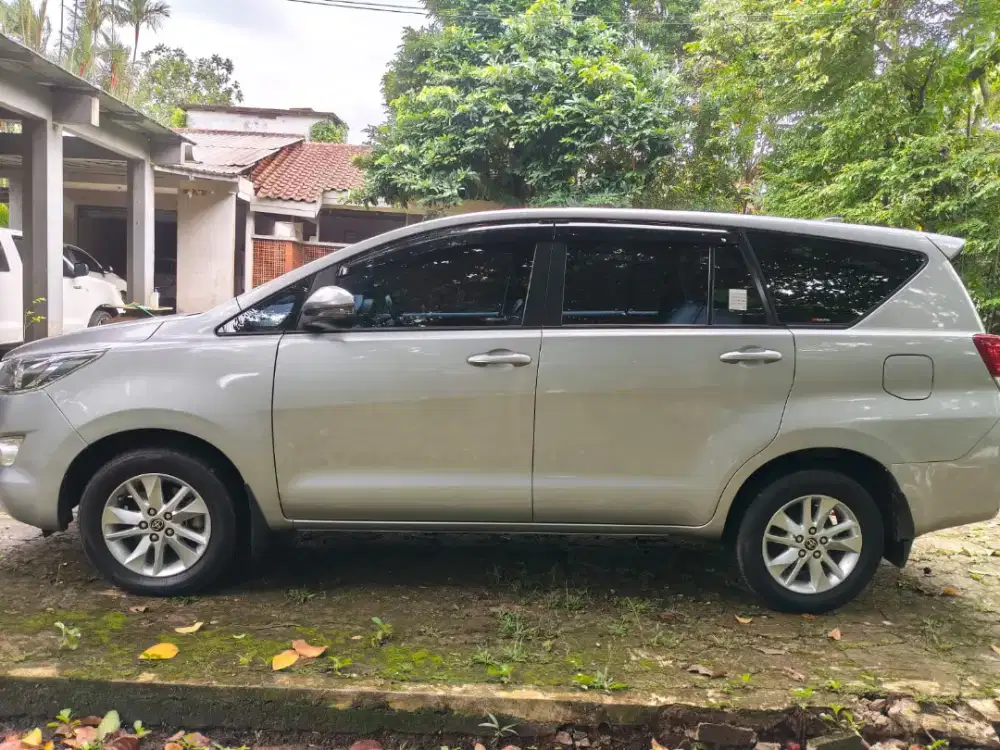 Kijang inova G 2.4 solar at th 2020