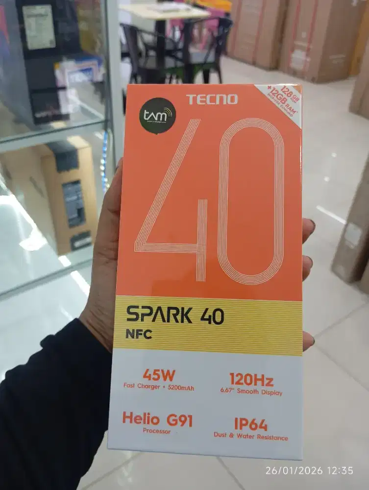 Cash credit Tecno spark 40 8/256gb