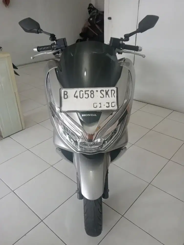 Di jual PCX abs 2020 nik 2019 pajak panjang