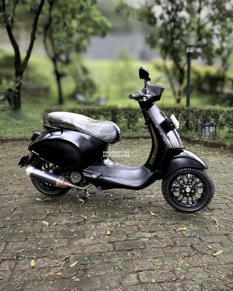 JUAL MURAH VESPA SPRINT NOTTE “LIMITED EDITION” 2019 MULUS