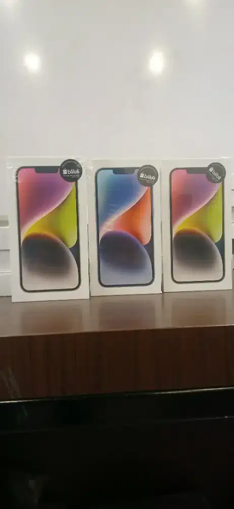 READY NEW..Iphone 14 128 ibox segel garansi 12 bulan