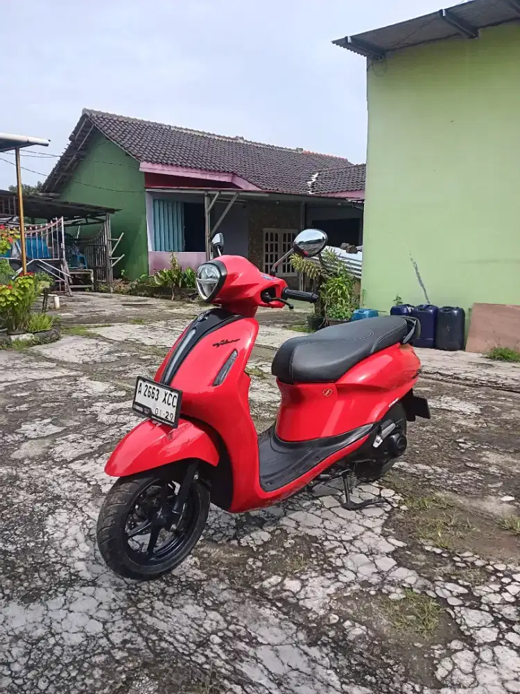 Yamaha filano 2023 merah