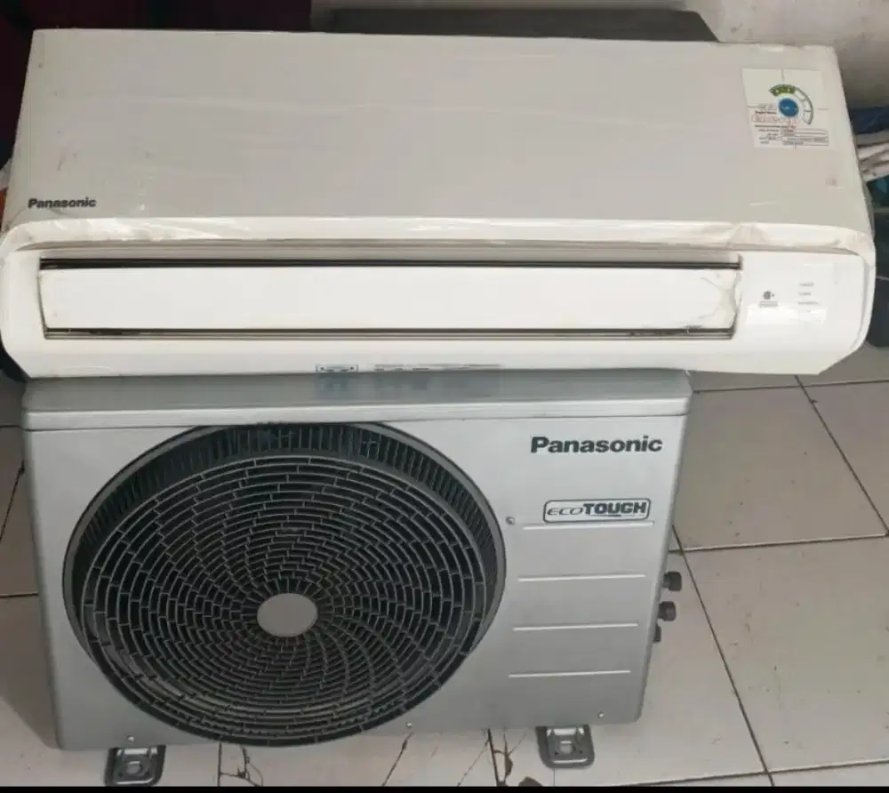 Ac panasonic 1 pk baru 4 bulan