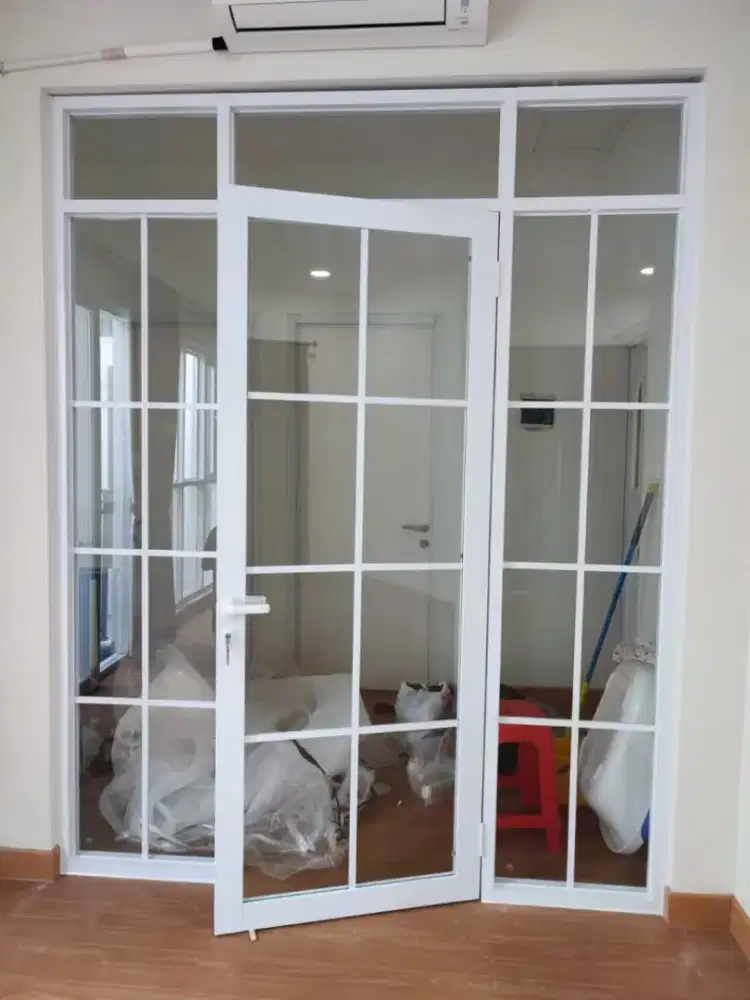 Pintu Kaca Alumunium