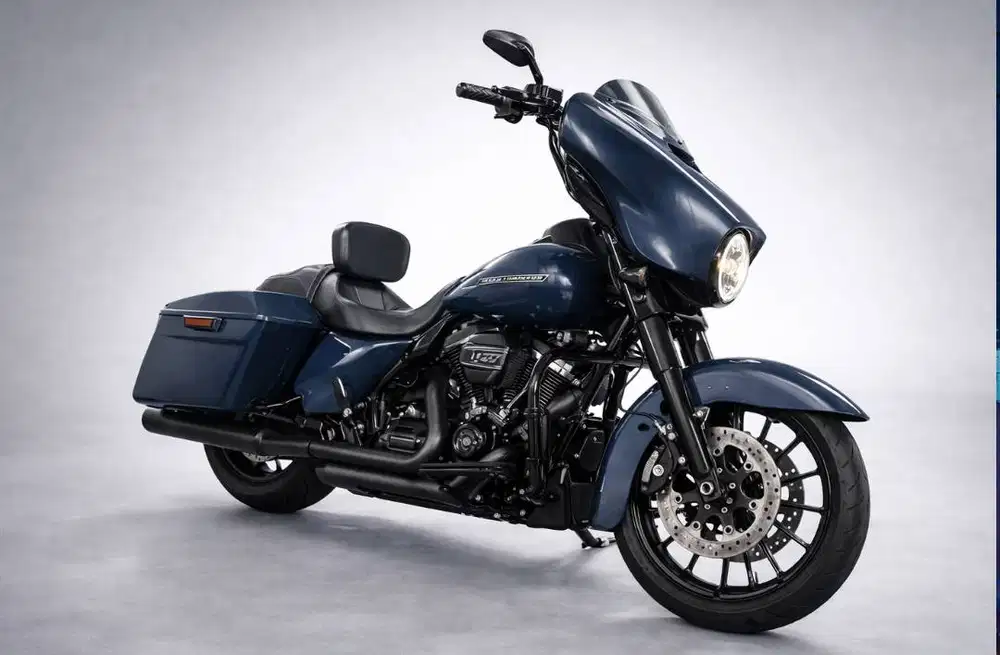 HARLEY DAVIDSON STREET GLIDE