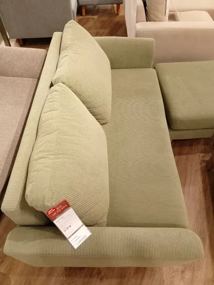 KREDIT NITTA GREEN L- SHAPED SOFA