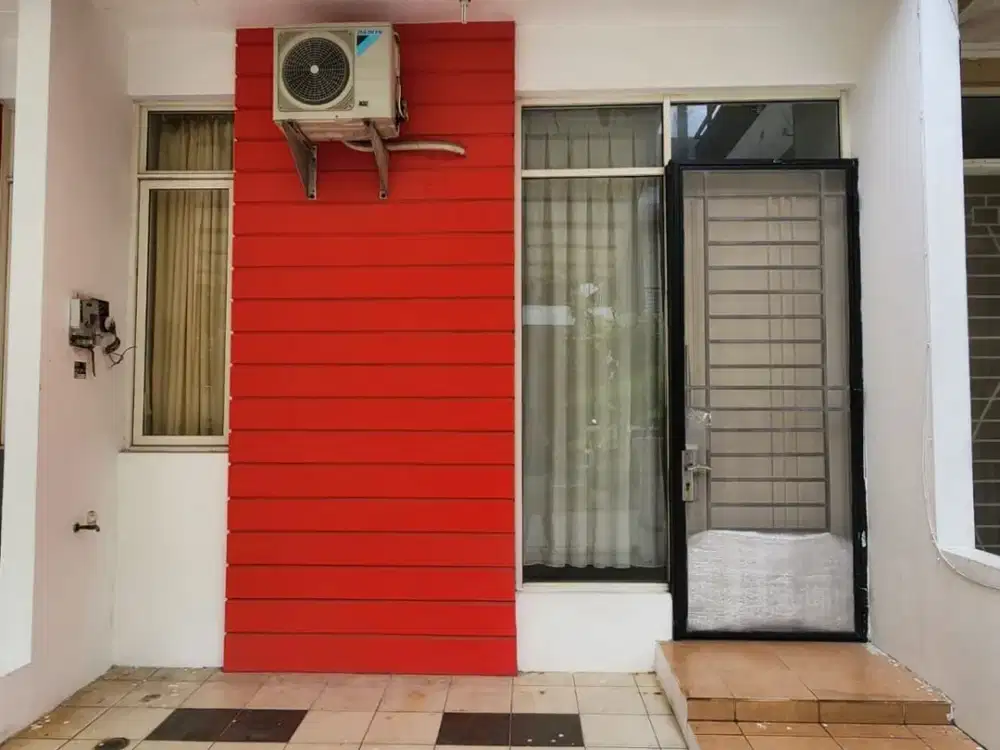 DIJUAL RUMAH PPJB SIAP AJB HADAP SELATAN @LAYAR PERMAI