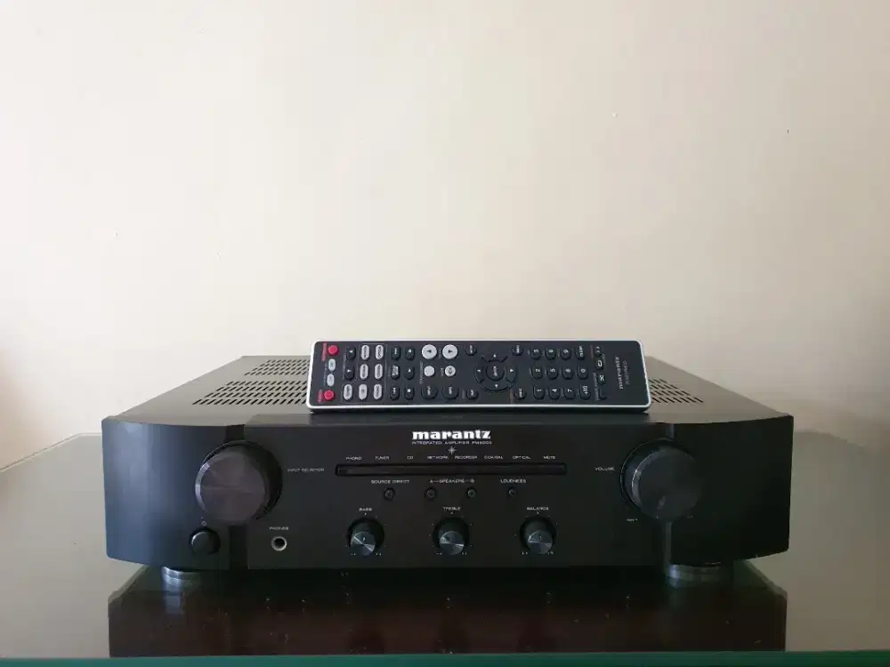 Amplifier marantz pm-6005 plus remote