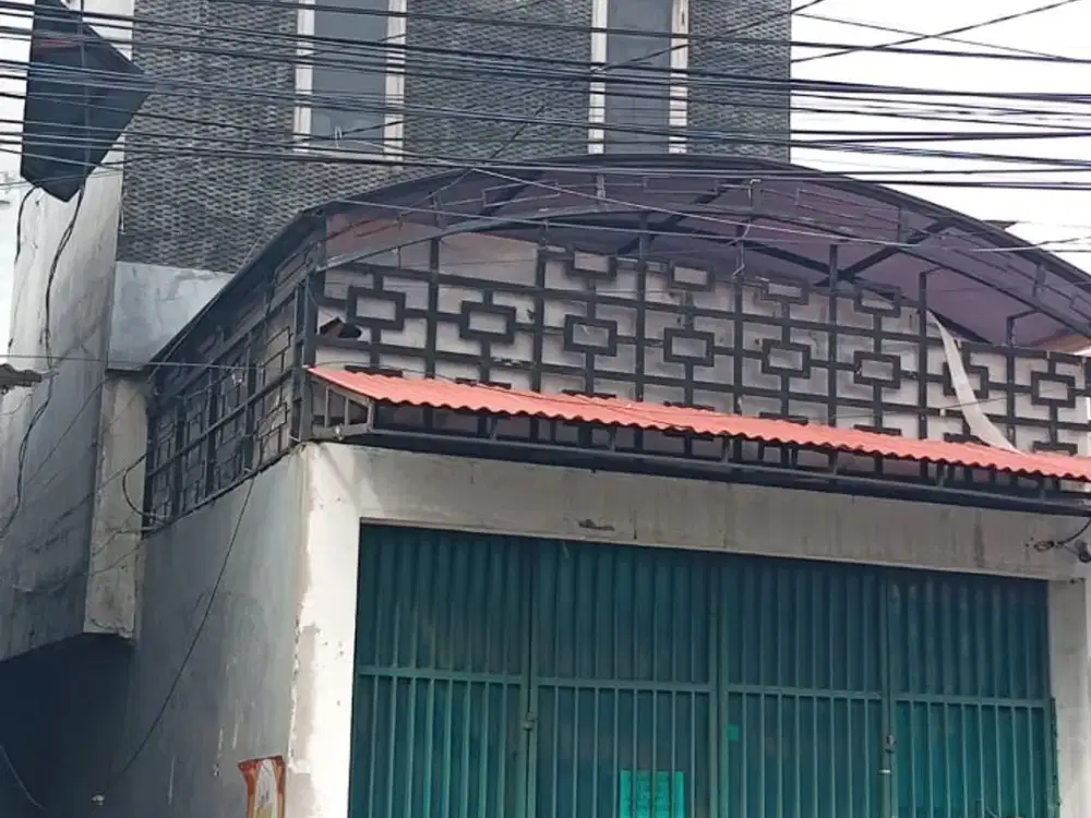 Rumah Serdang Raya Kemayoran 4x12m 3 lantai, jalan raya, cocok untuk usaha