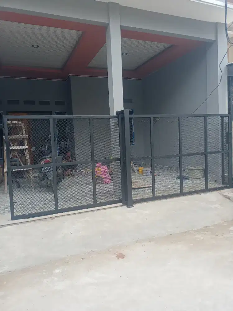 Pagar dorong minimalis