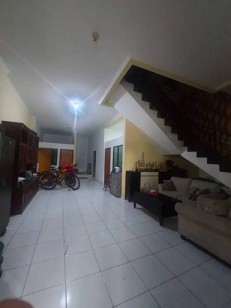 Dijual Rumah Kokoh Cocok Untuk Segala Usaha Di Pusat Kota Bandung