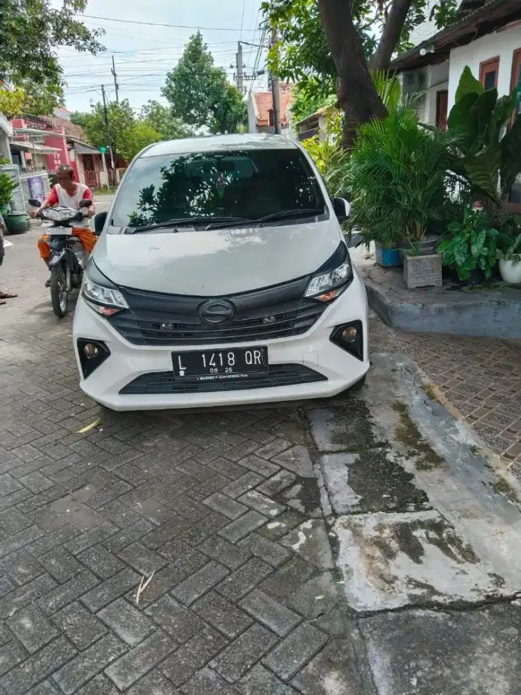 Dijual Mobil Sigra