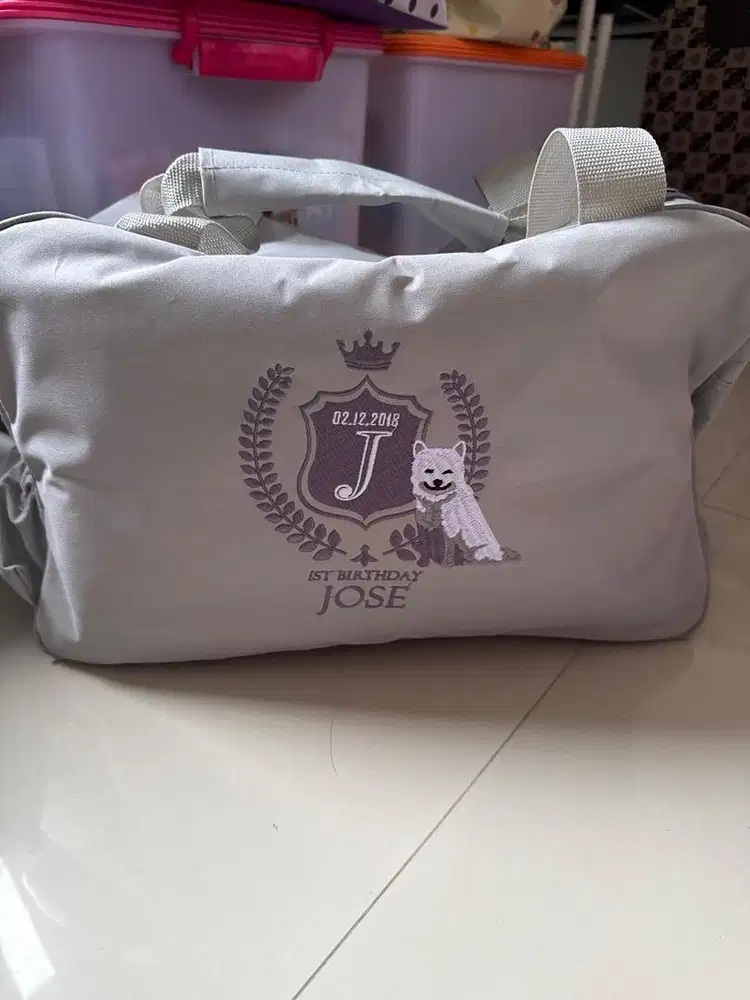 Tas pergi lumayan besar