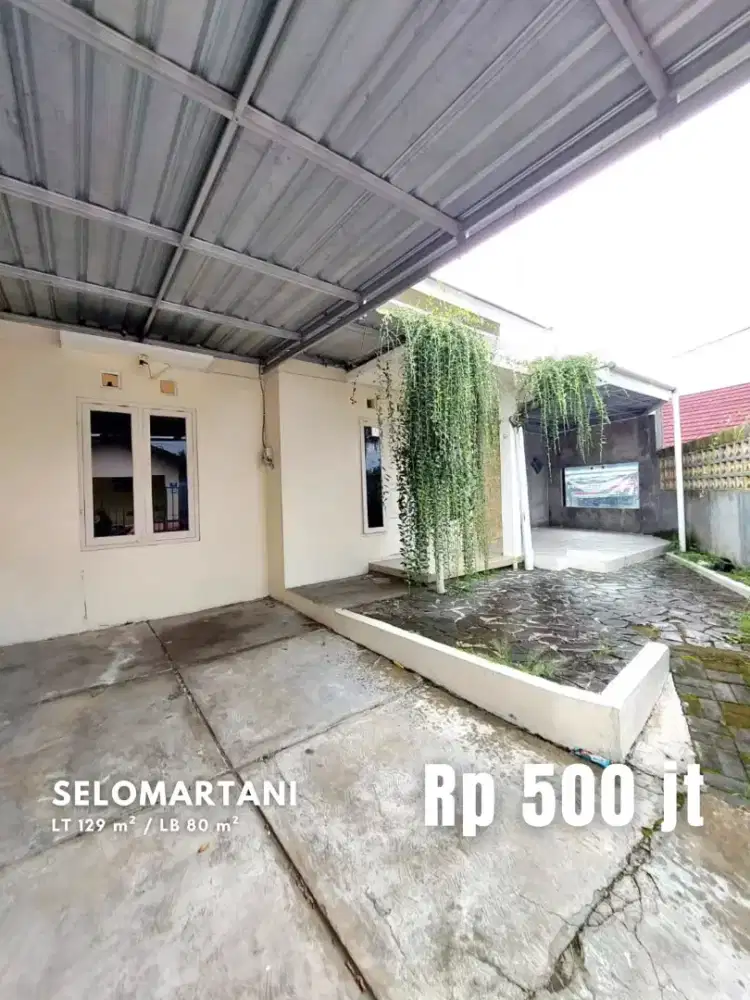 Dijual Rumah Akses Jalan Aspal di Selomartani dekat pasar Sidorejo