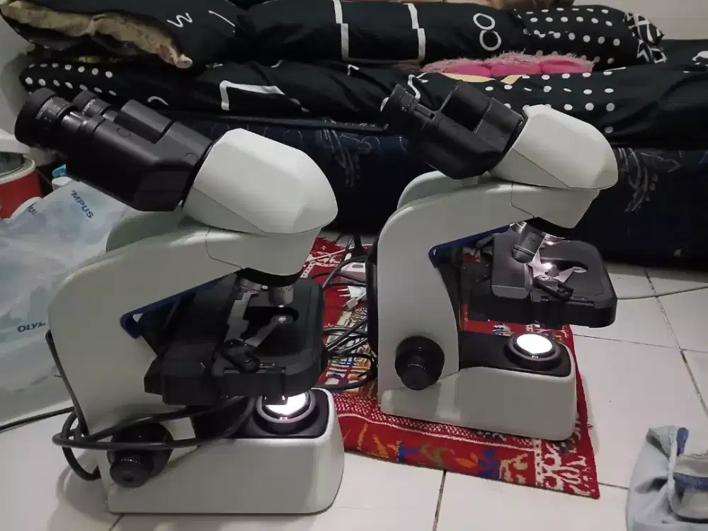 Microscope Olympus cx23