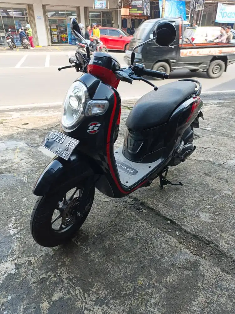 Honda Scoopy thn 2017