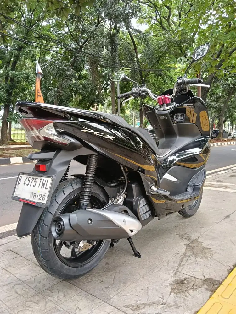 DP MINIM 1.500 CASH KREDIT HONDA PCX 150 ABS THN 2018 PAJAK IDUP