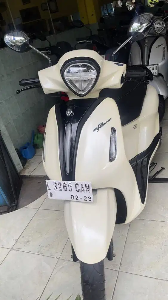 GRAND FILANO NEO 125 Th 2023