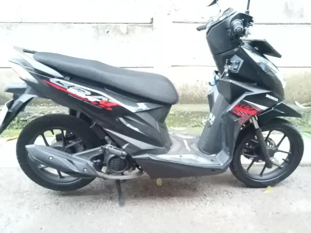 Di Jual Honda Beat CBS tahun 2022 .pemakaian sendiri