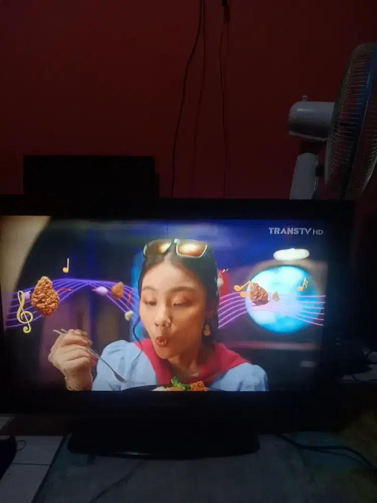 Tv lcd 32 polytron bu