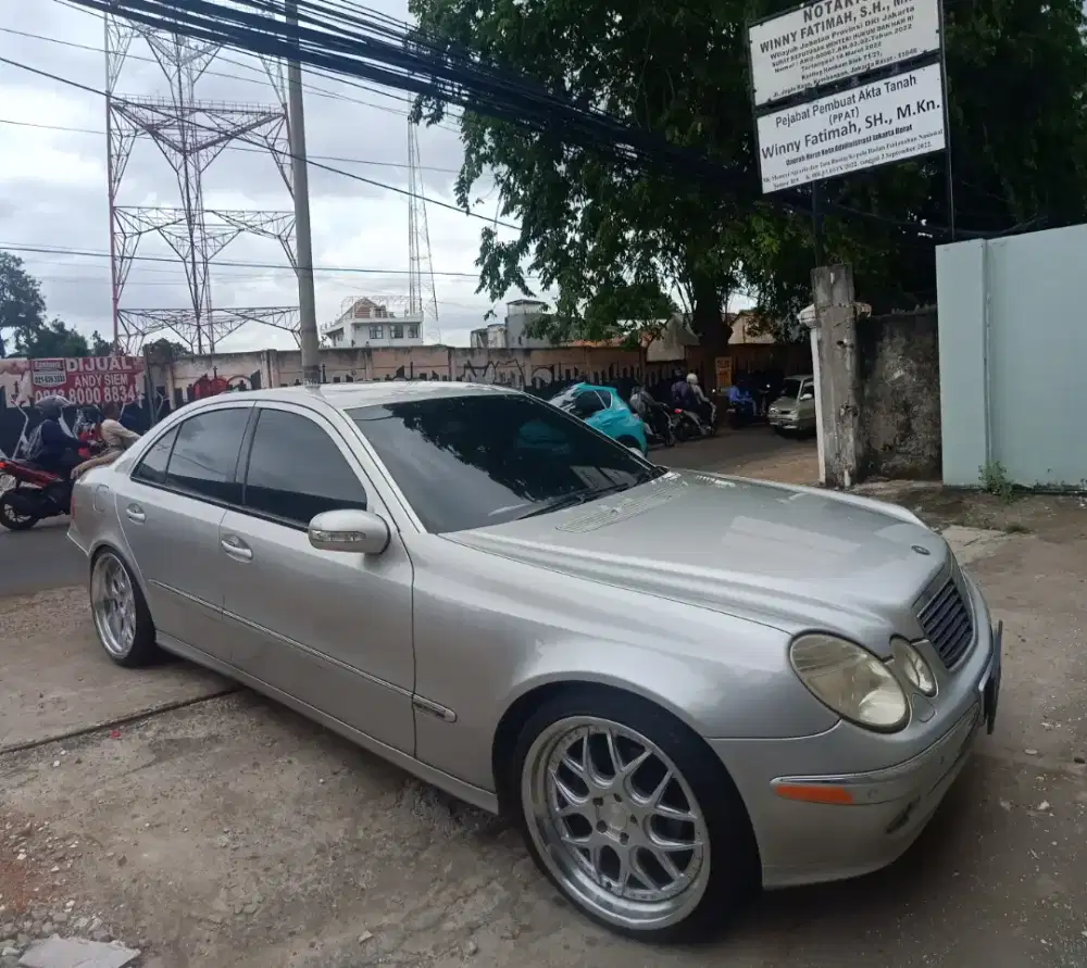 Mercedes Benz e240 w211 2004