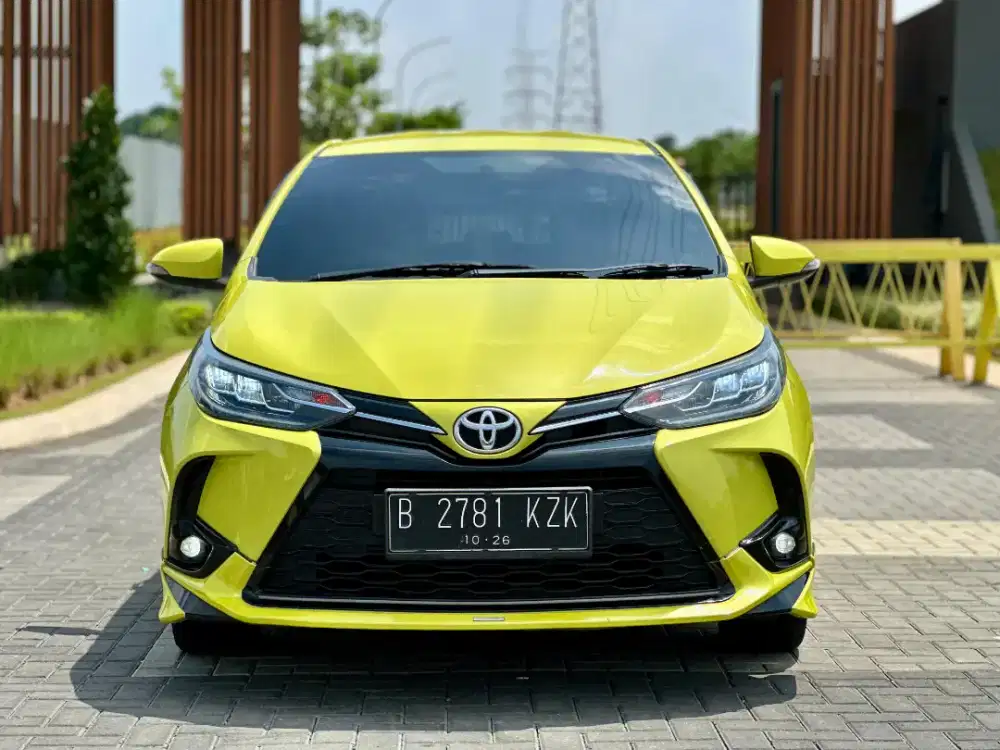T YARIS GR 1.5 METIK BENSIN ( WARNA FAVORITE )