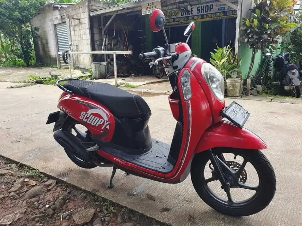 Honda scoopy 2016
