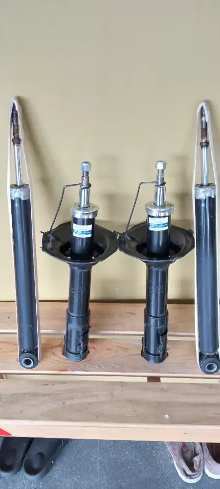 Shokbreker Vios Gen 1 Copotan Tokico Depan Blakang