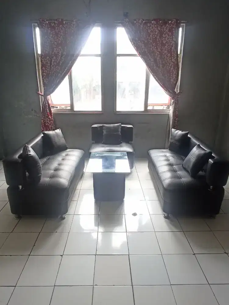 Sofa kantor Kulit 5 Set