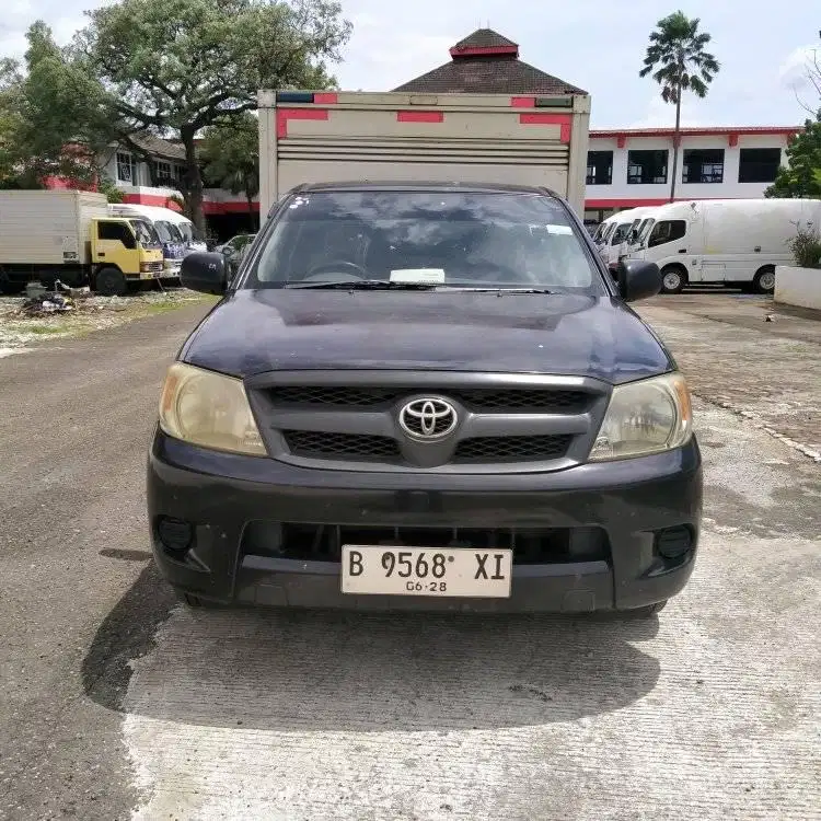 TOYOTA HILUX DELVAN BOX 2.0 MT 2008