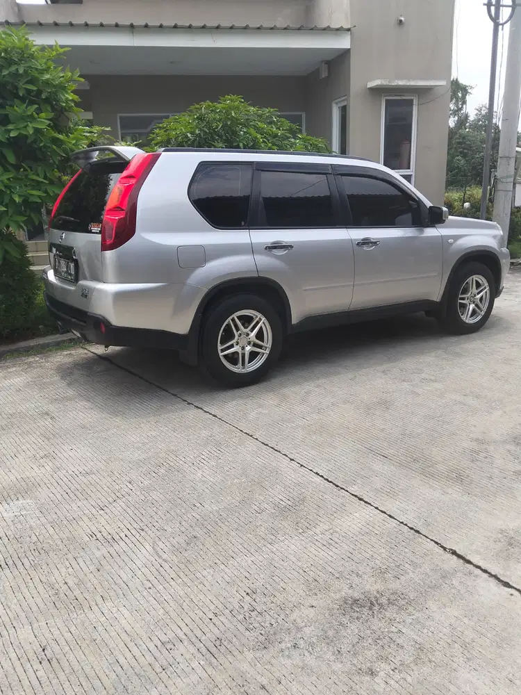 Nissan X-Trail 2011 Bensin