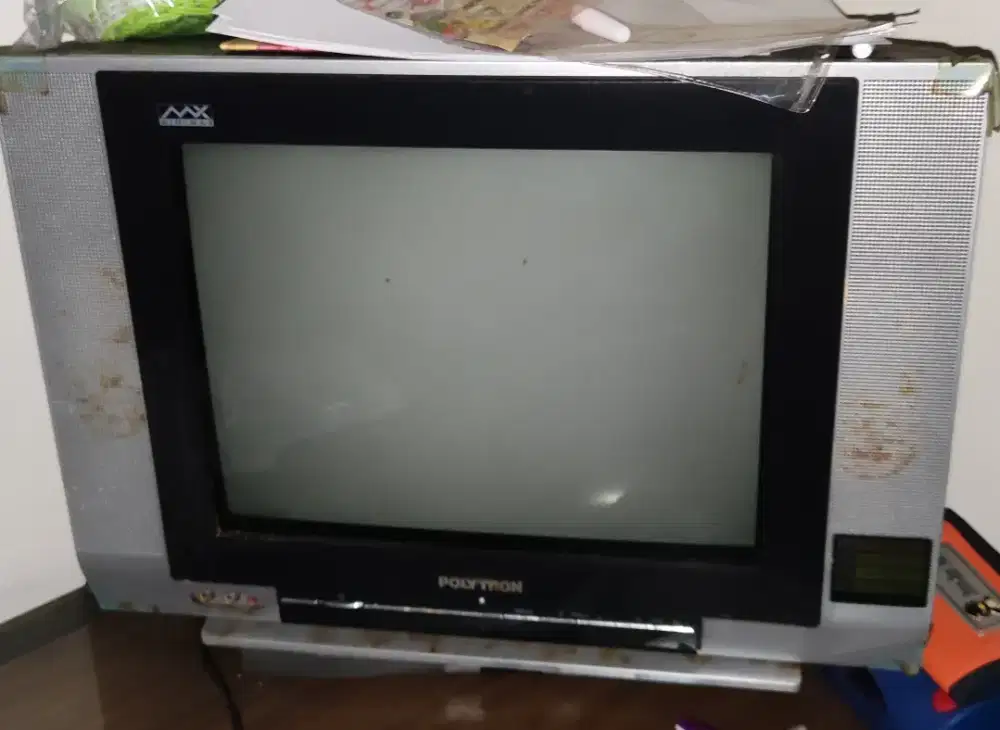 Tv polytron 21 inch