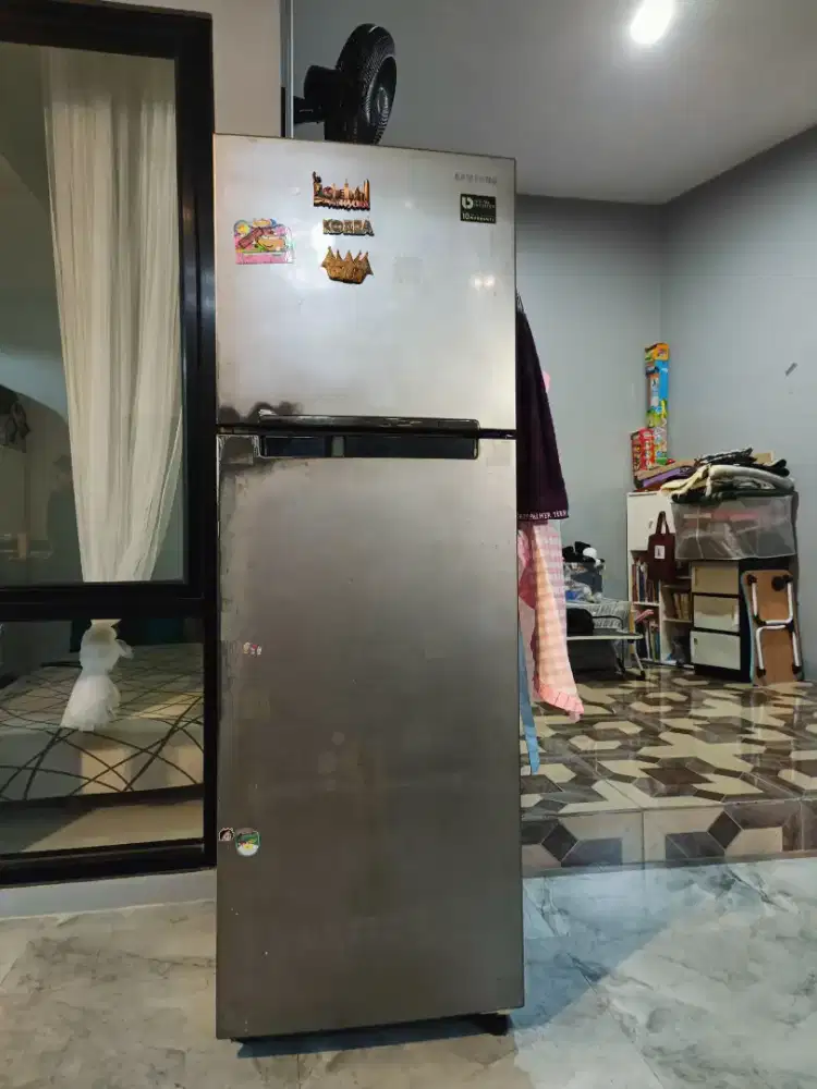 Dijual Kulkas 2 Pintu