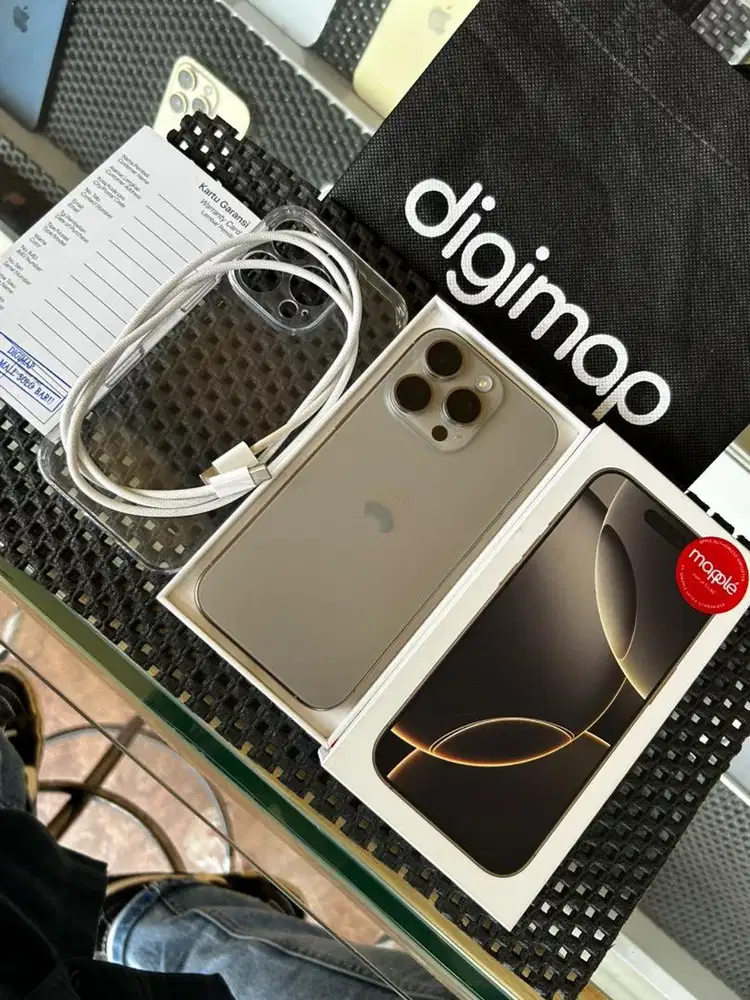 Iphone 16 pro 128GB ibox garansi on Juli 2026 Natural Titanium