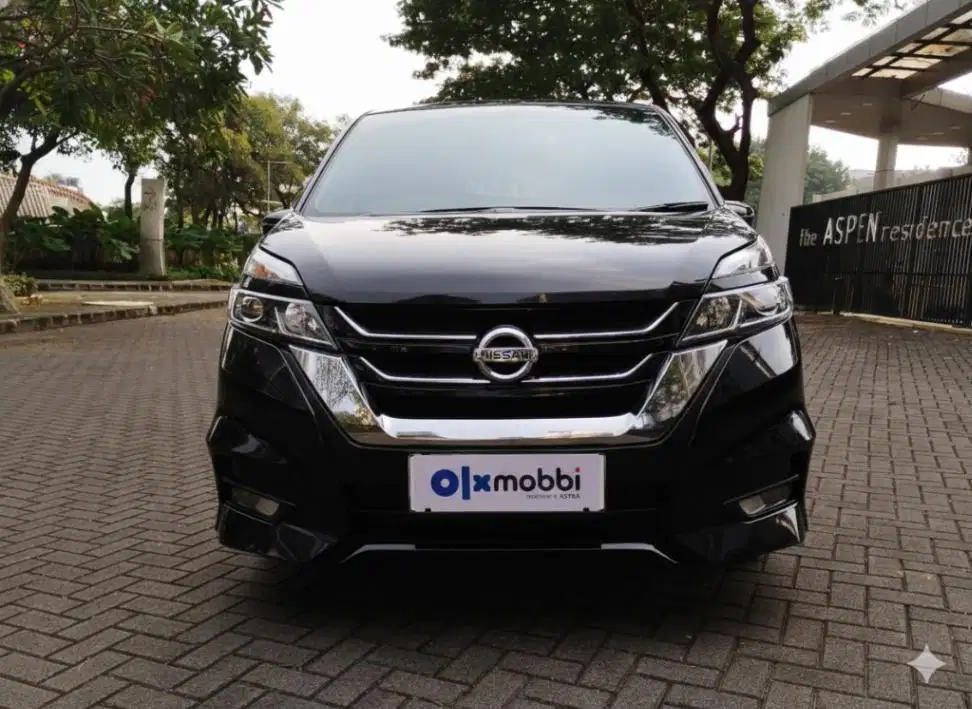DP RINGAN Nissan Serena 2.0 Highway Star AT 2021 Hitam CWIFB