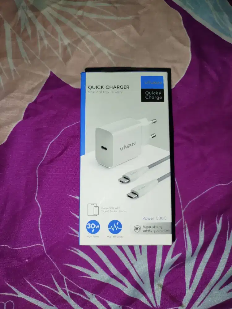 Charger Vivan type C