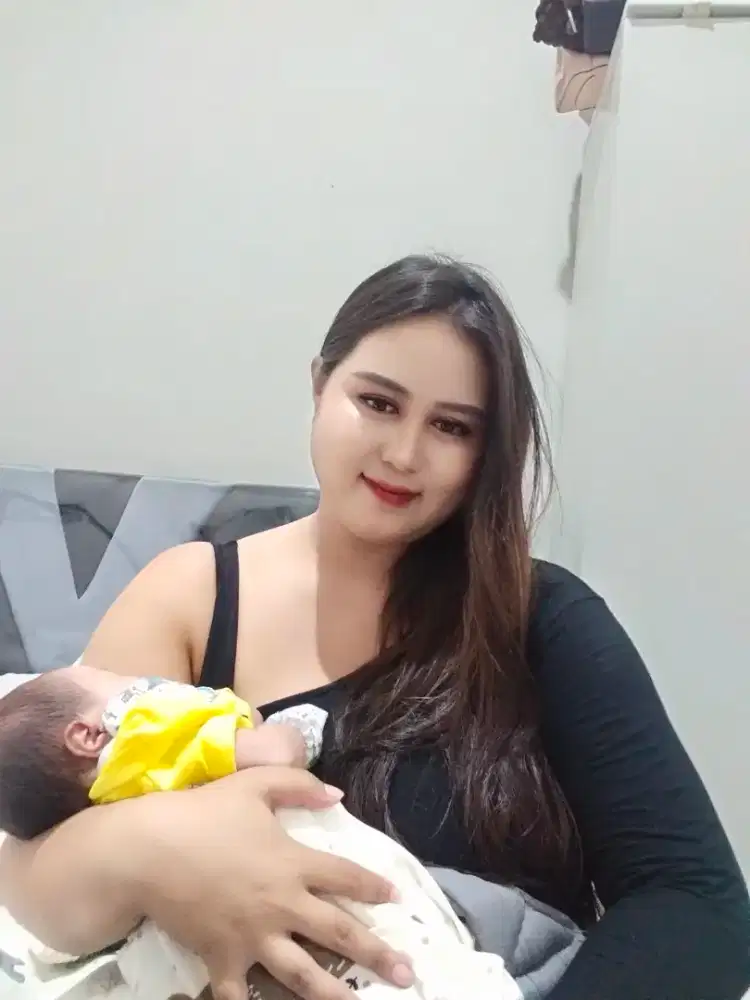 Sedang mencari pekerjaan yang bisa bawa anak