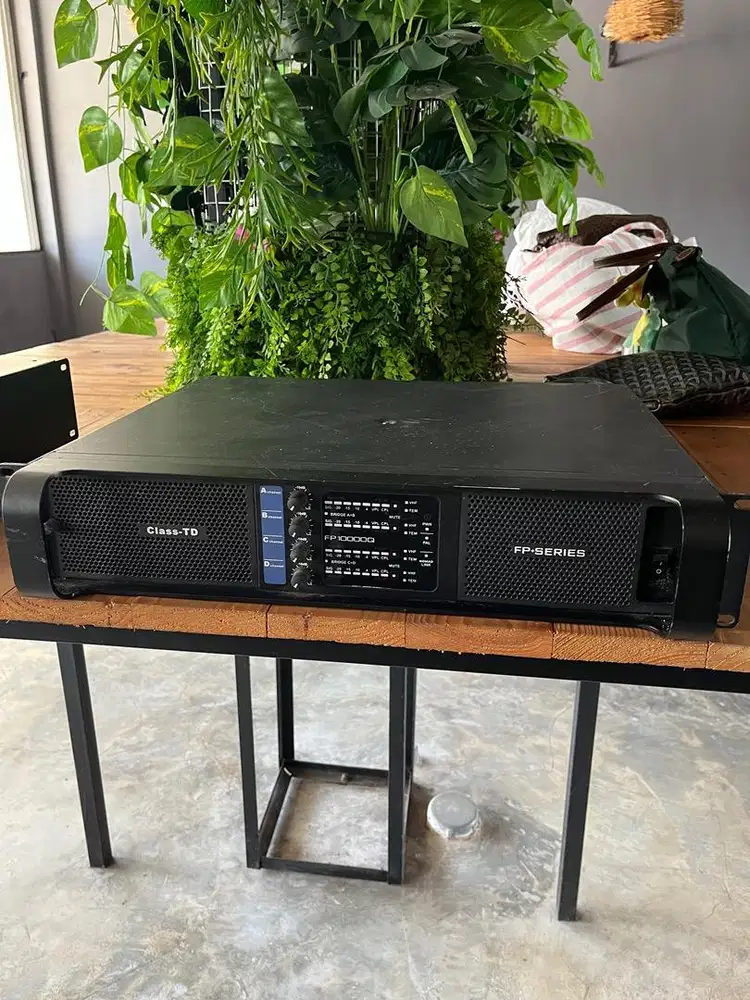 FP 1000Q Professional Power Amplifier