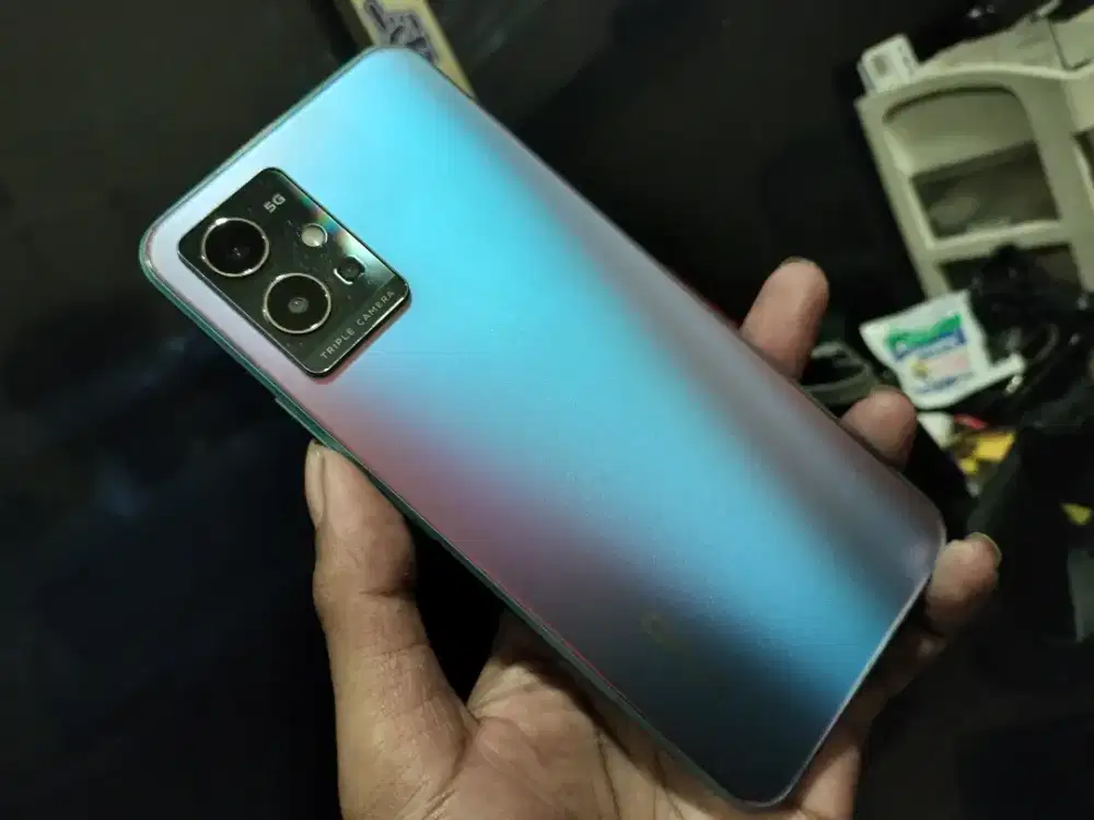 Vivo Y75 5G ORI 8+8/128 NOMINUS