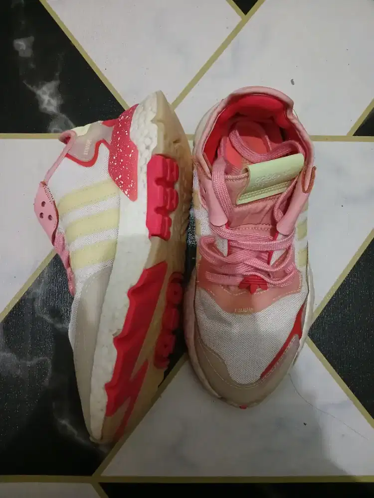 Sepatu Adidas Nite Jogger