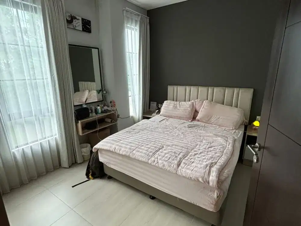 Dijual Rumah Strategis Citraland Utama