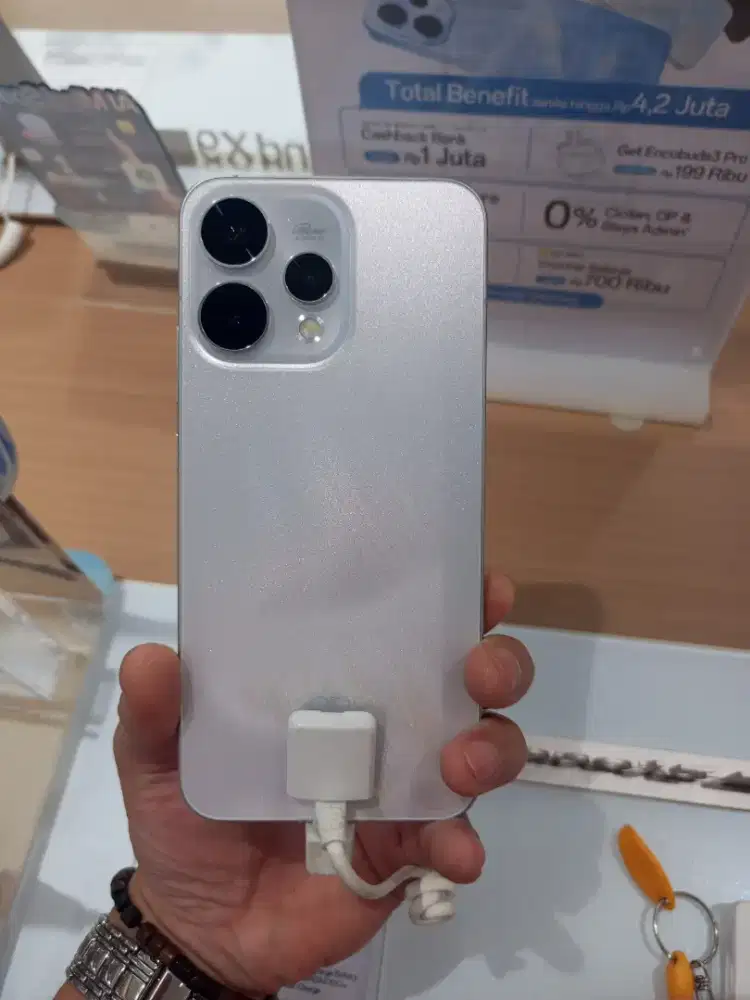 Cicilan OPPO RENO 15 BUNGA 0%