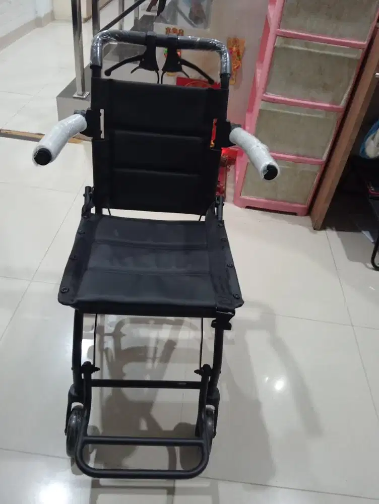 Kursi roda travelling onehealth