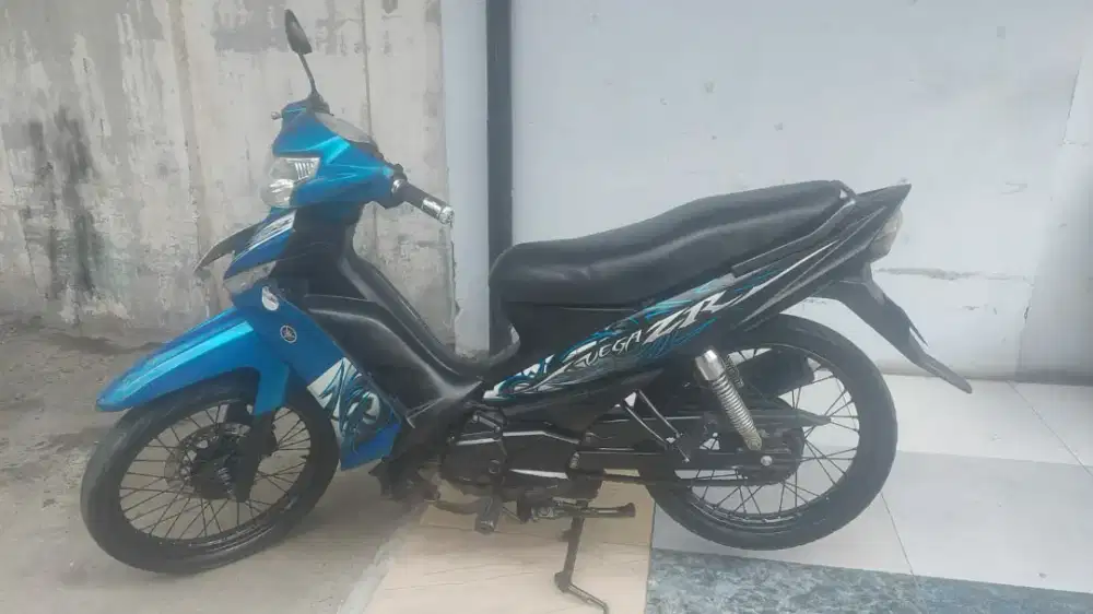 YAMAHA VEGA ZR 2010.