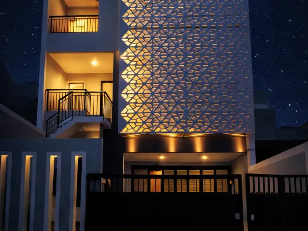 Rumah Baru Renovasi 3,5 Lantai di Kelapa Nias – Siap Huni & Strategis!