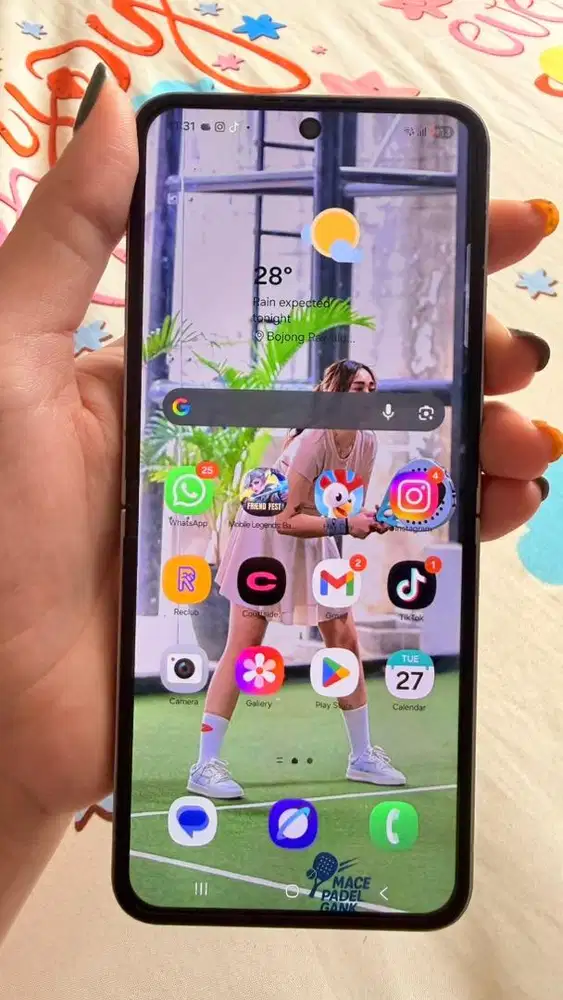 Galaxy Z Flip 6 - 256 GB Like a New