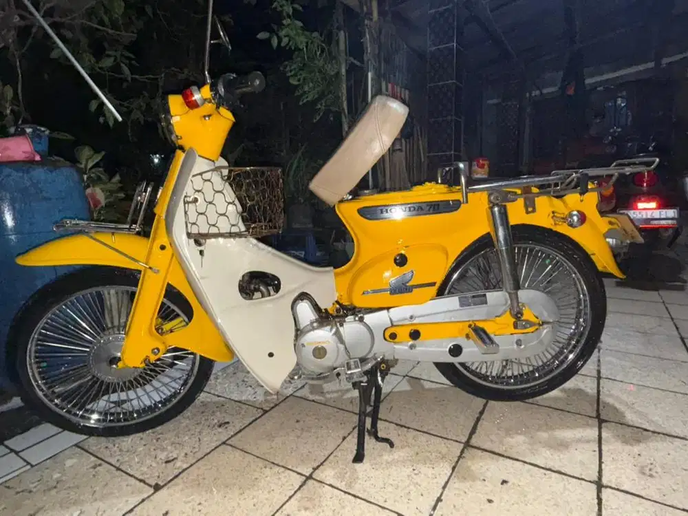 Honda c70 basic legenda 2 tahun 2003