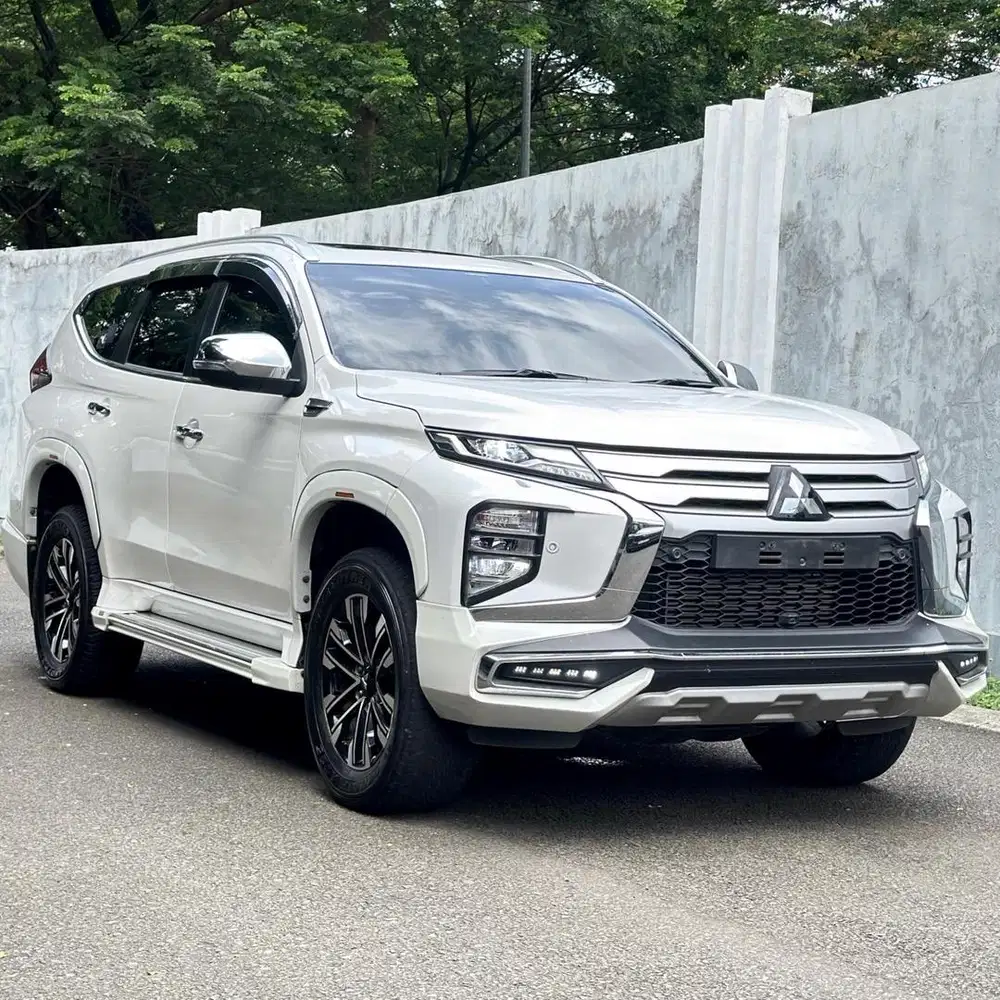 (CASH) Mitsubishi Pajero Sport Dakar Ultimate 4X4 2021